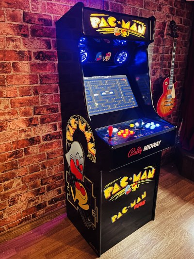 Pacman_Black_Left
